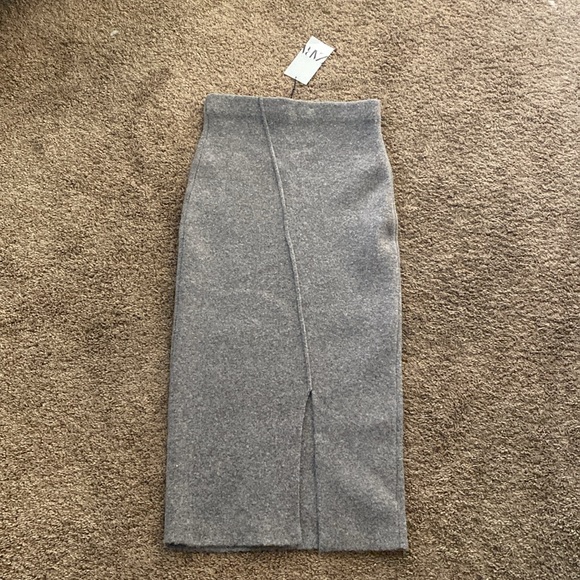 Zara | NWT Thick Winter Midi Skirt - Picture 2 of 9